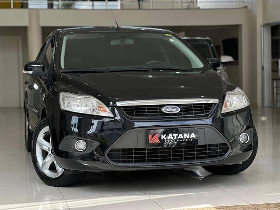 FORD FOCUS 1.6 GL 8V FLEX 4P MANUAL